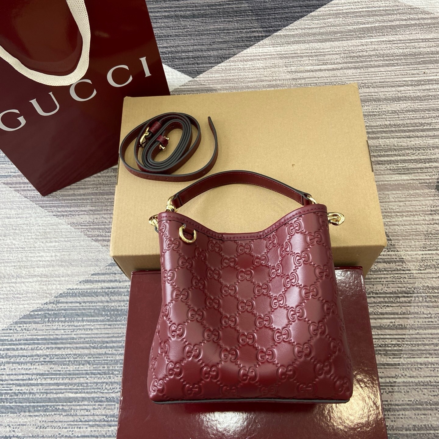Gucci 815118_8
