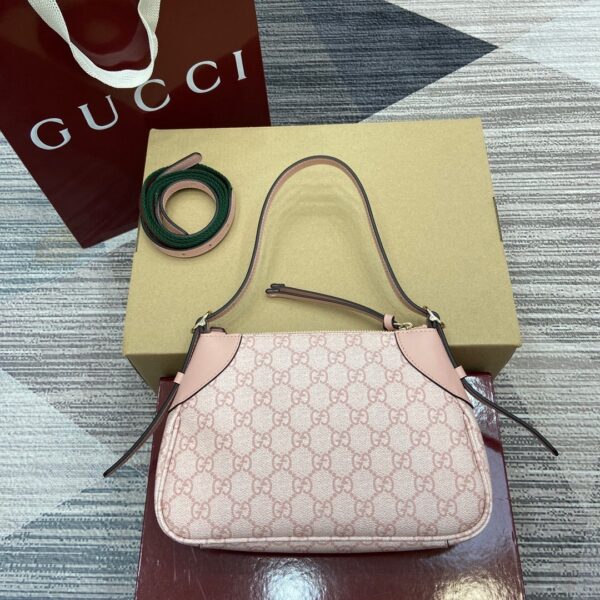 Gucci 815218_3