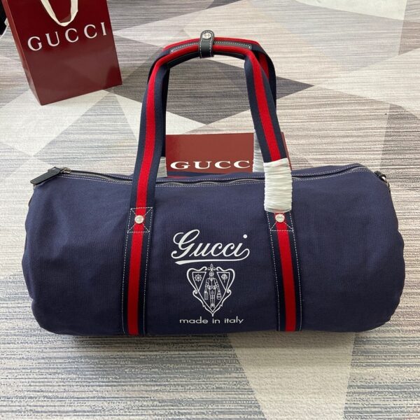 Gucci 816866