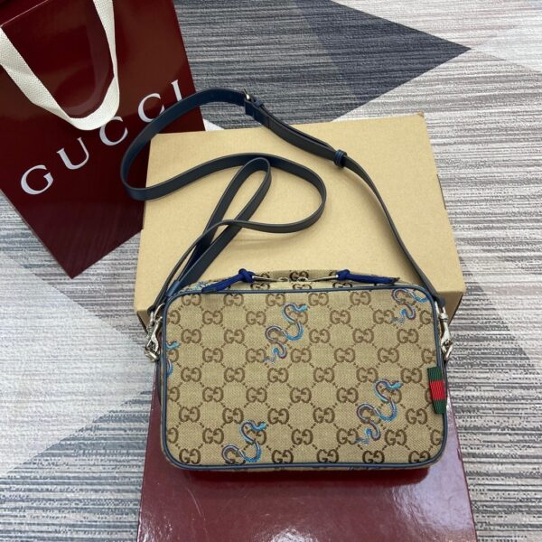 Gucci 817771