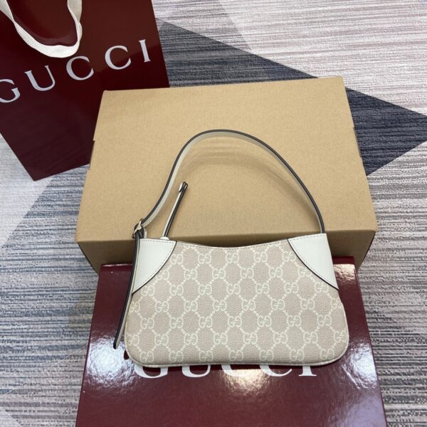 Gucci 820696_3