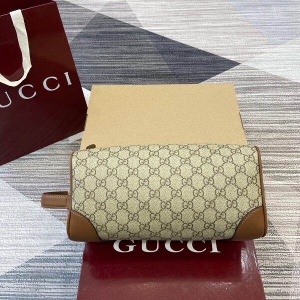 Gucci 821163