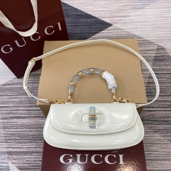 Gucci 827750_6