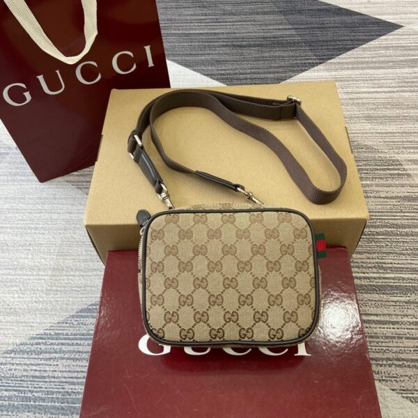 Gucci 834268_2
