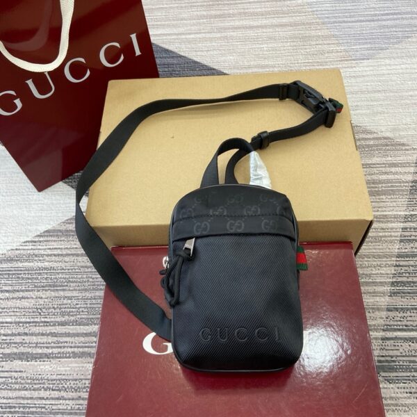 Gucci 834274_2