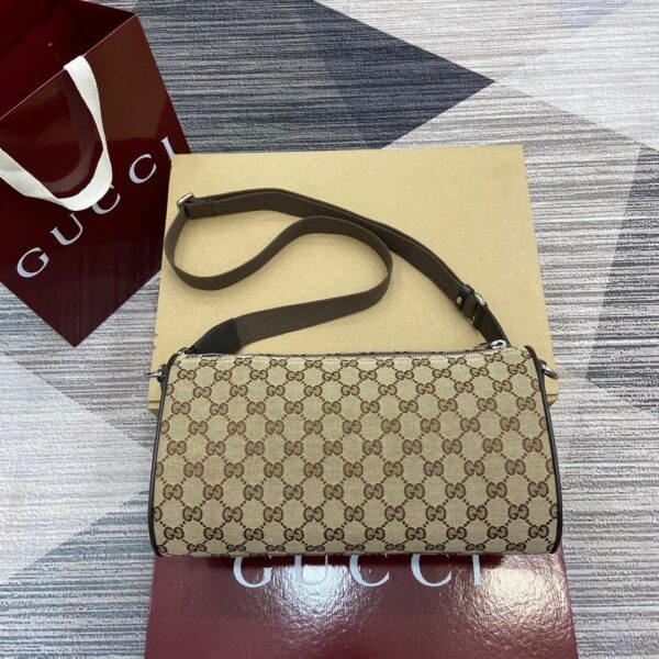 Gucci 834455