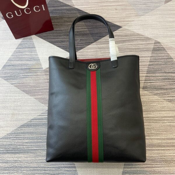 Gucci 834463