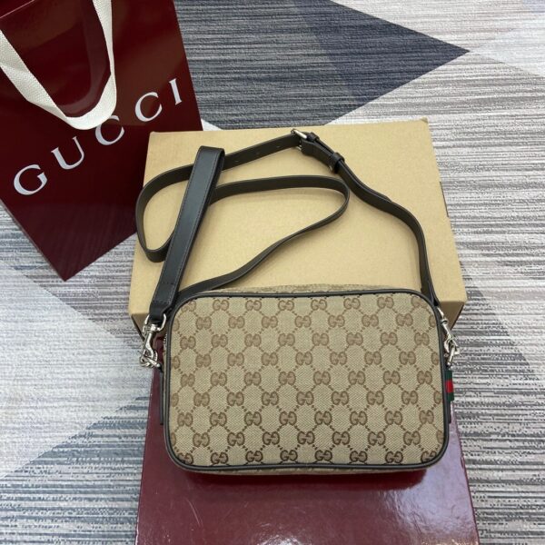 Gucci 834802_2