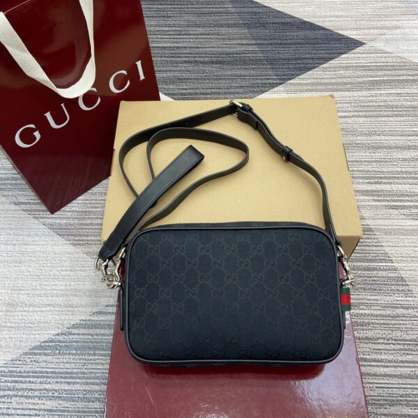 Gucci 834802_3