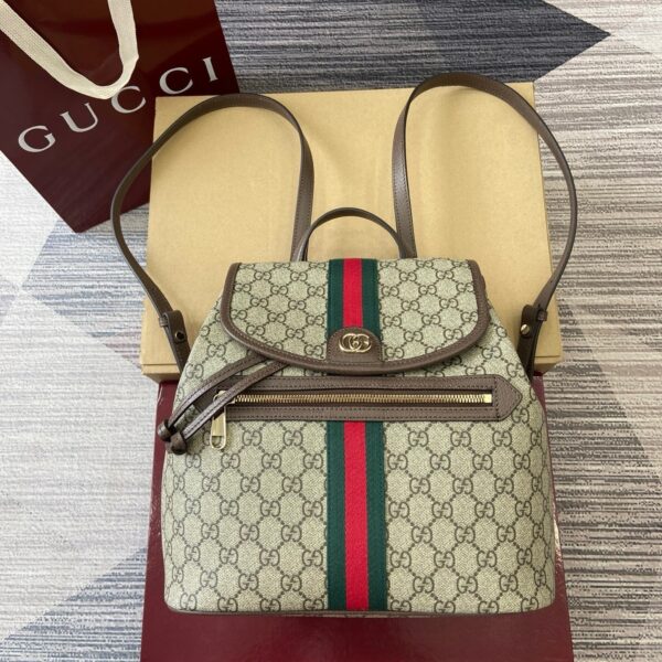 Gucci 836855