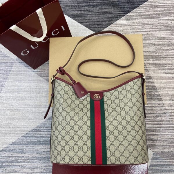 Gucci 836871_2