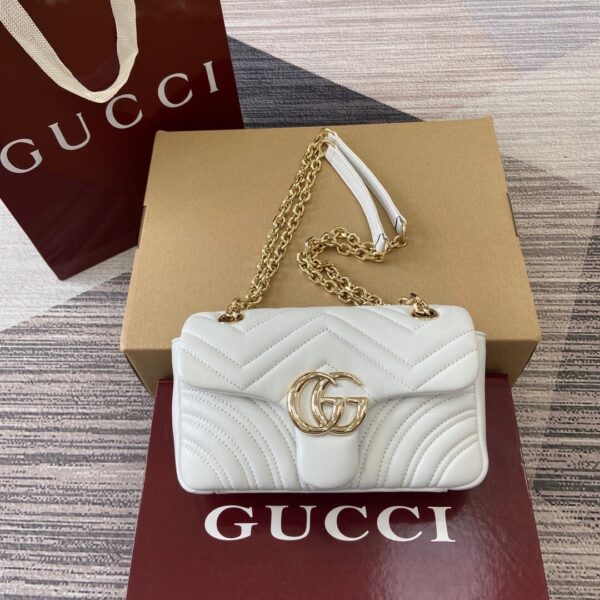 Gucci 837280_13