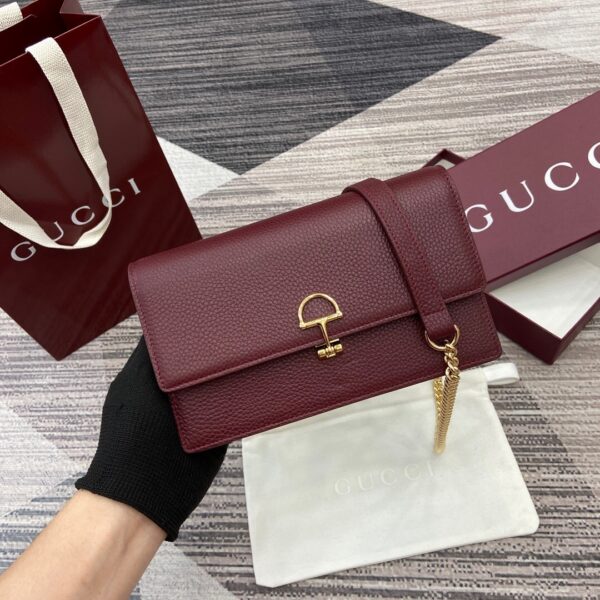 Gucci 837373_4