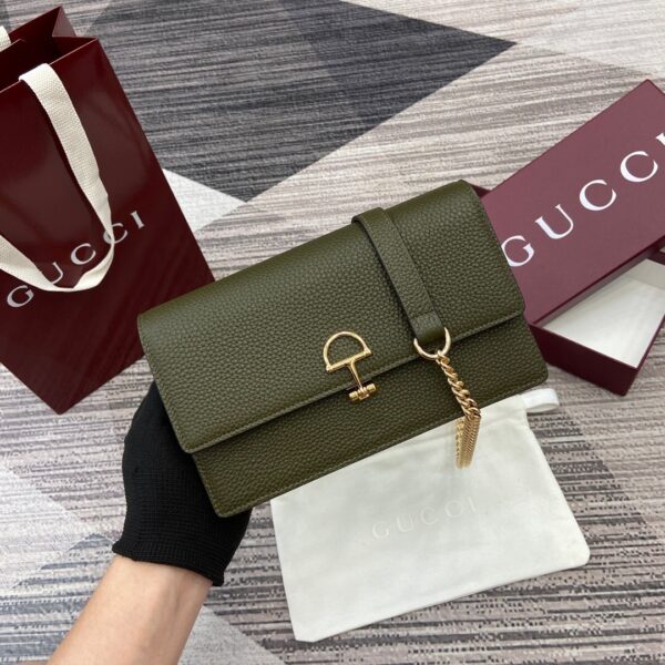 Gucci 837373_5