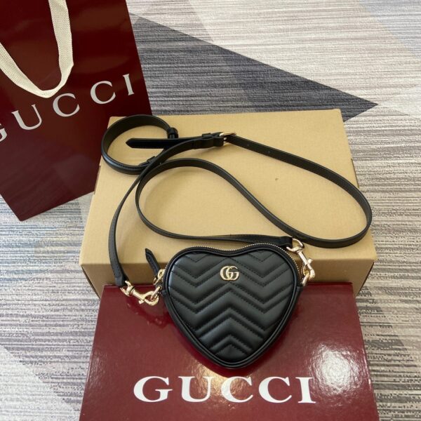 Gucci 837753