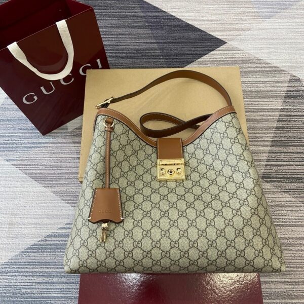 Gucci 839020