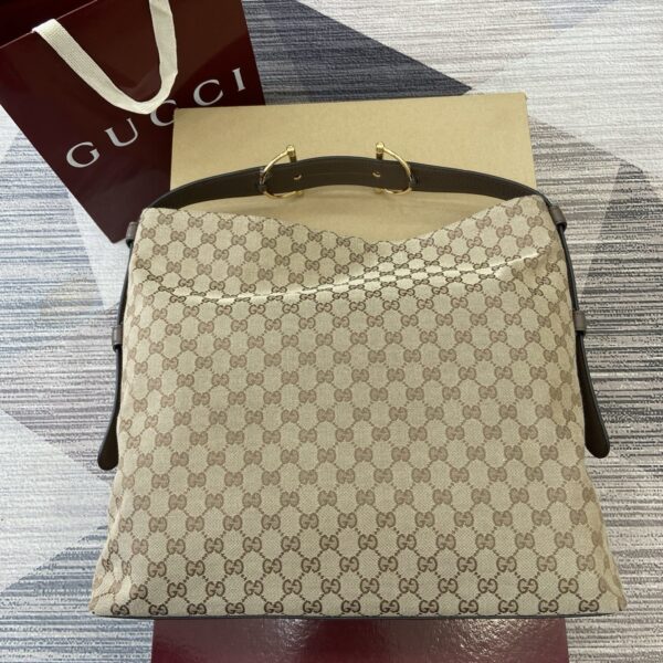Gucci 850546_5