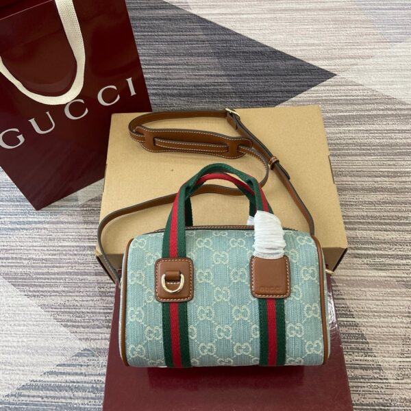 Gucci 859975