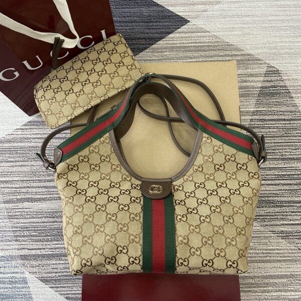 Gucci 860845_2