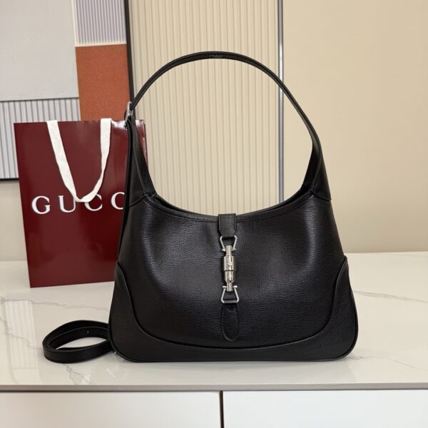 Gucci 863136_2