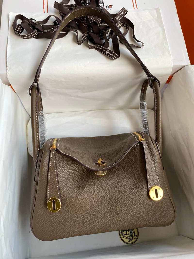 Hermes Lindy 26cm Bag Original Taurillon Clemence Leather 01