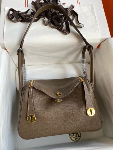 Hermes Lindy 26cm Bag Original Taurillon Clemence Leather