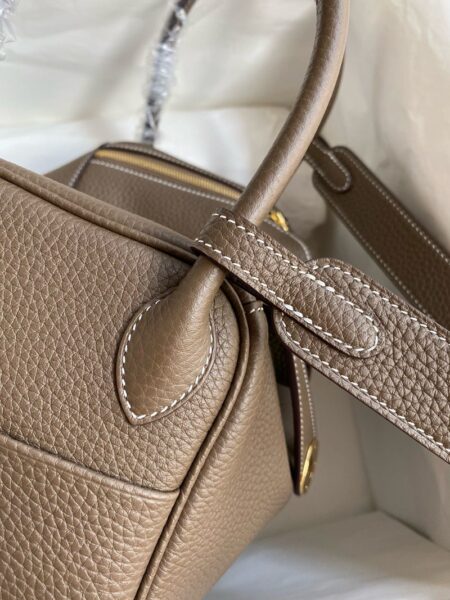 Hermes Lindy 26cm Bag Original Taurillon Clemence Leather