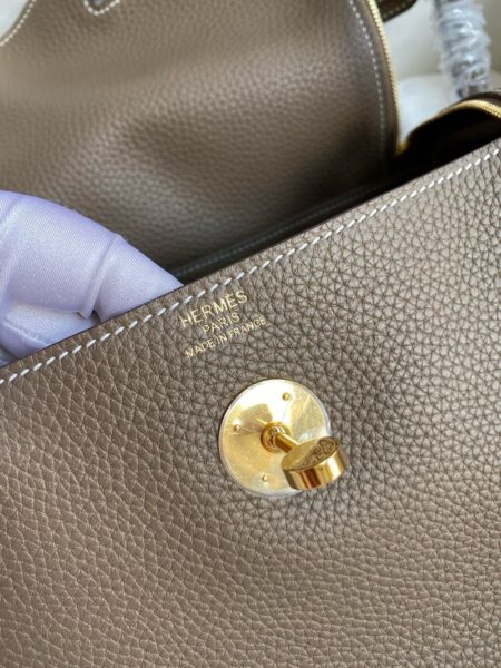 Hermes Lindy 26cm Bag Original Taurillon Clemence Leather