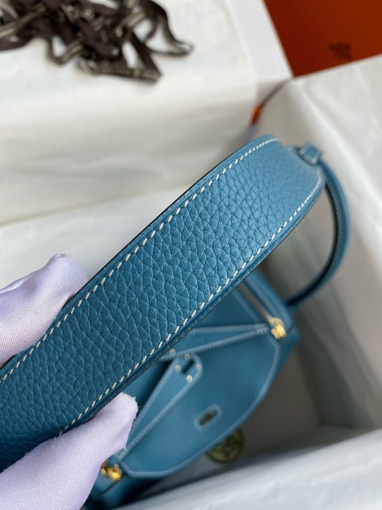 Hermes Lindy 26cm Bag Original Taurillon Clemence Leather