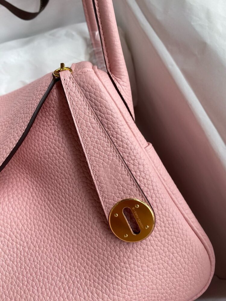Hermes Lindy 26cm Bag Original Taurillon Clemence Leather