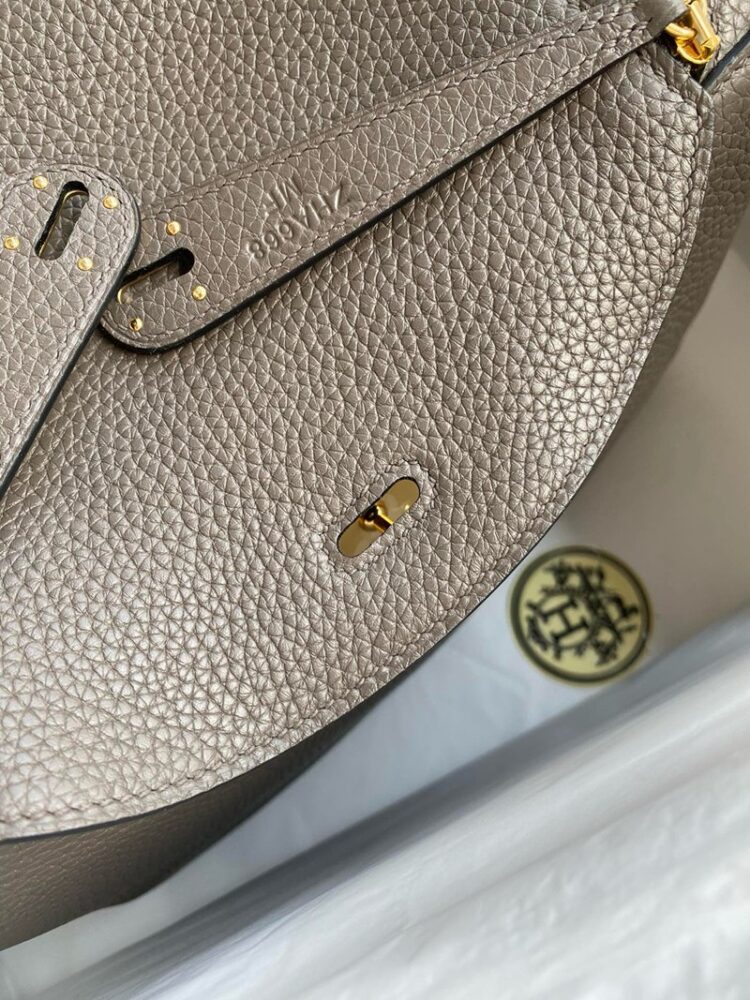 Hermes Lindy 26cm Bag Original Taurillon Clemence Leather