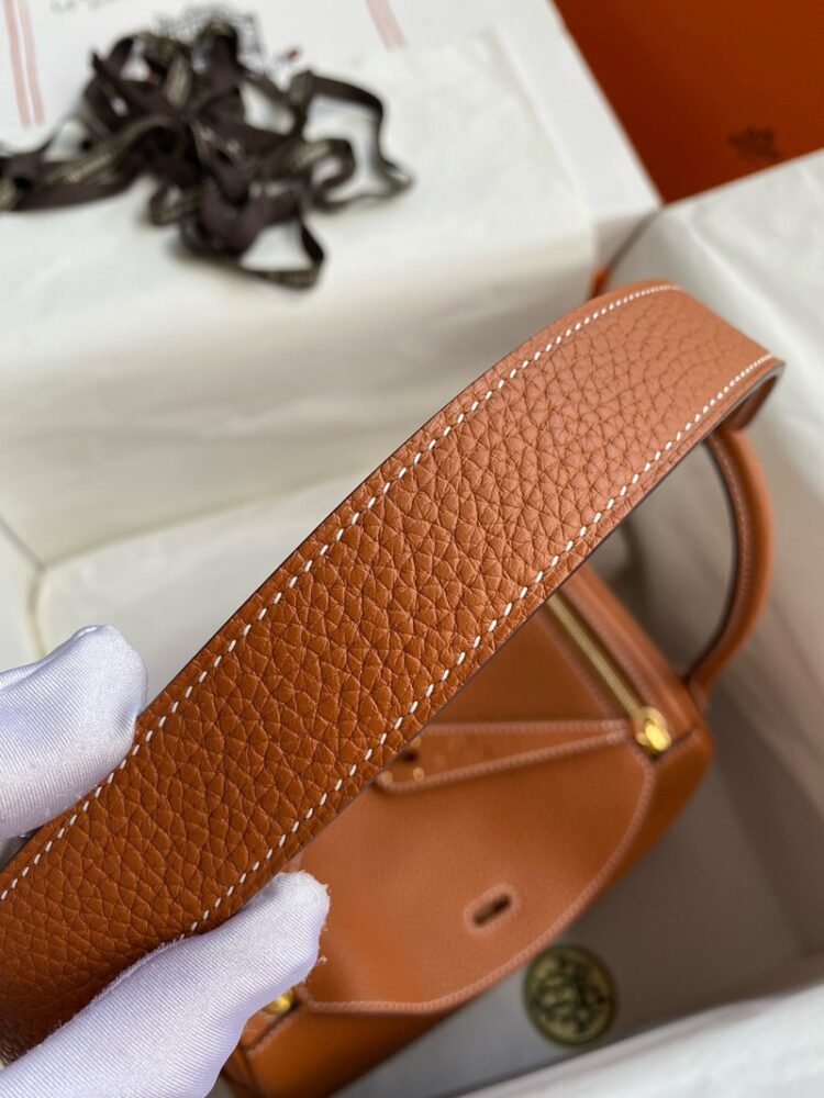 Hermes Lindy 26cm Bag Original Taurillon Clemence Leather