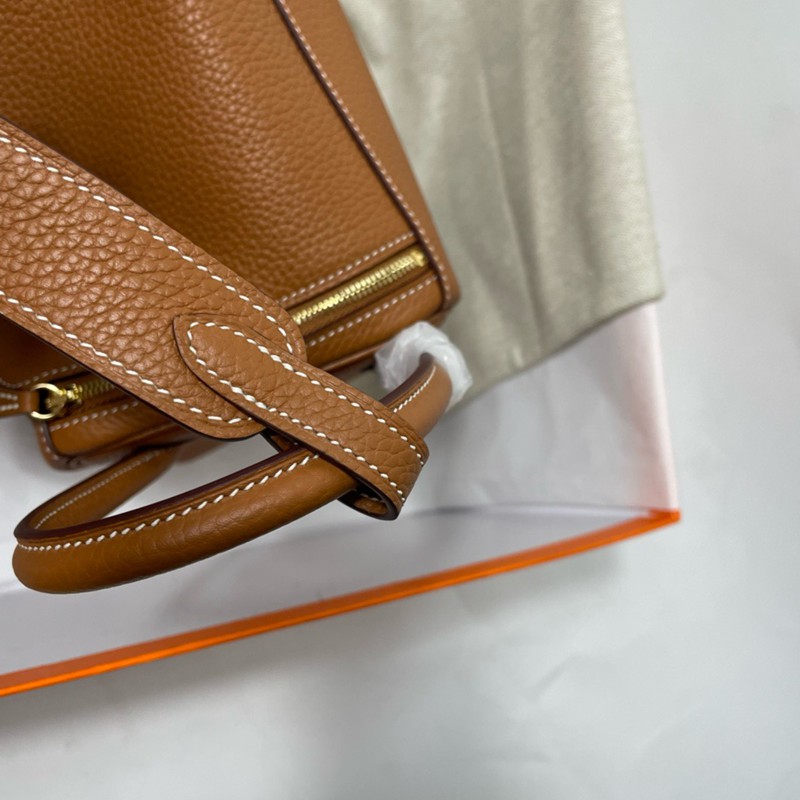 Hermes Lindy 26 30 Bag Original Taurillon Clemence Leather