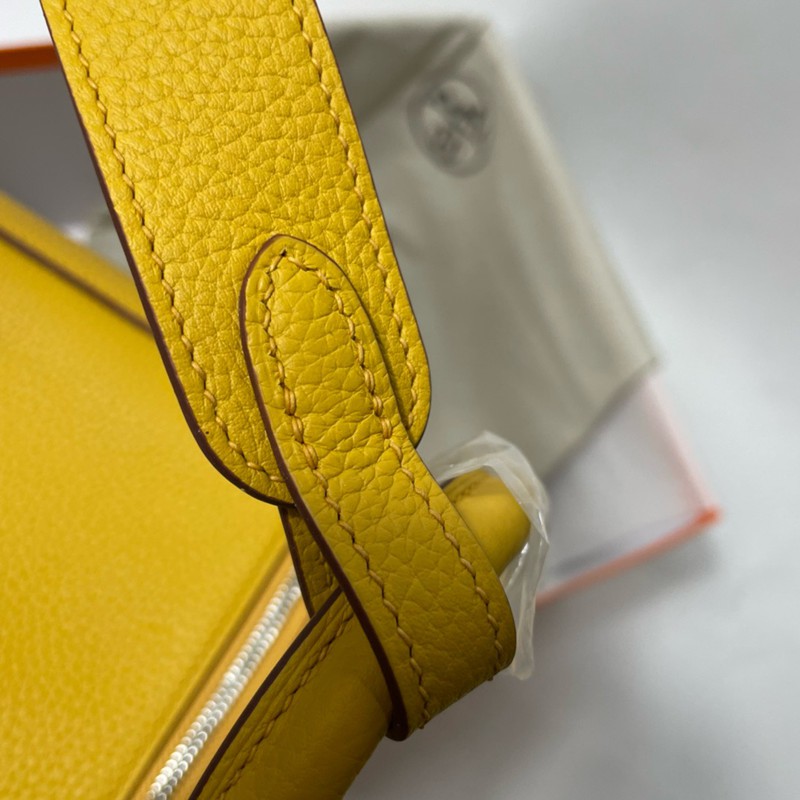 Hermes Lindy 26 30 Bag Original Taurillon Clemence Leather