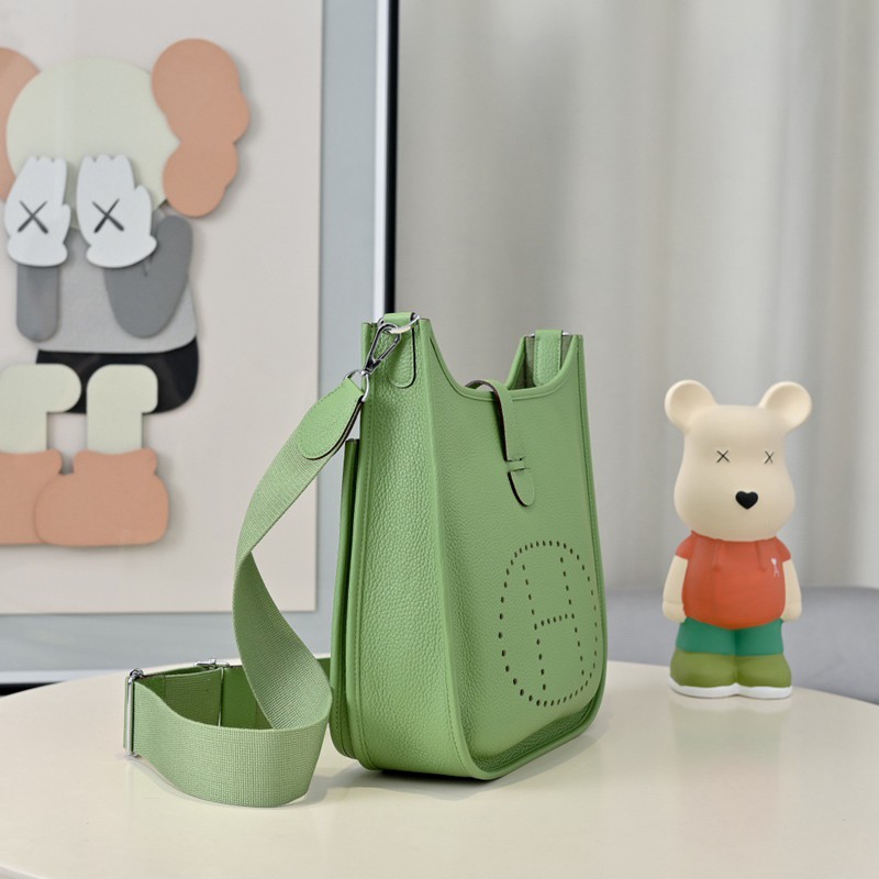 Hermes Evelyne 29cm Bag Taurillon Clemence Leather