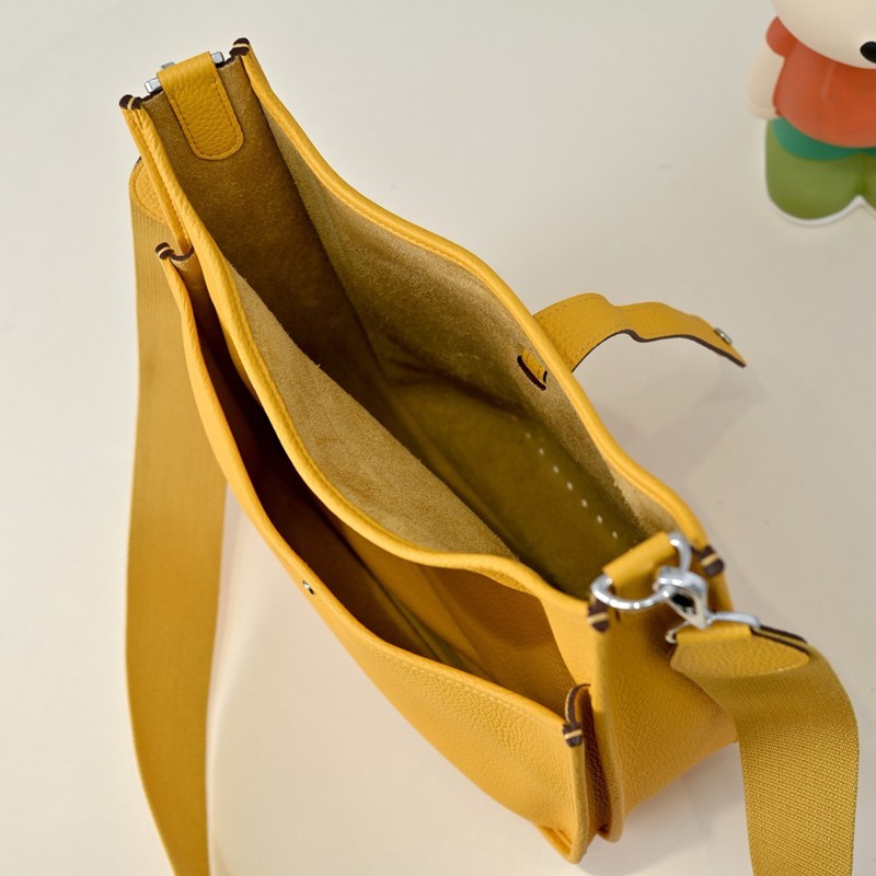 Hermes Evelyne 29cm Bag Taurillon Clemence Leather