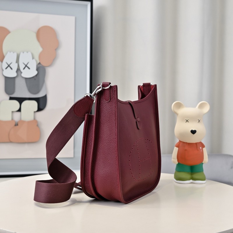 Hermes Evelyne 29cm Bag Taurillon Clemence Leather