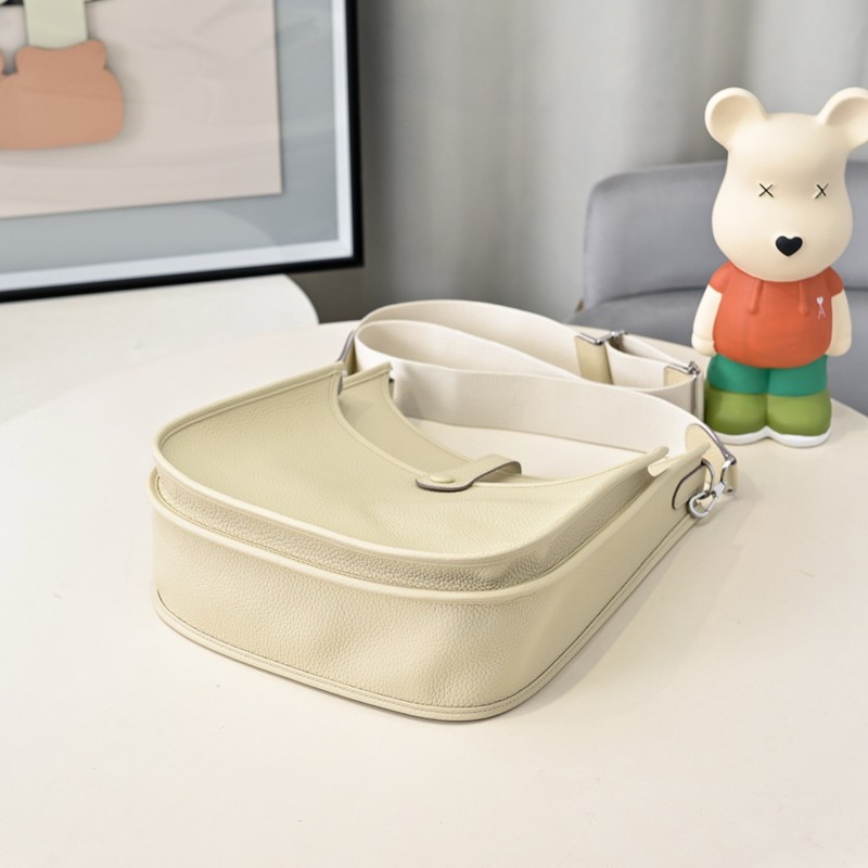 Hermes Evelyne 29cm Bag Taurillon Clemence Leather