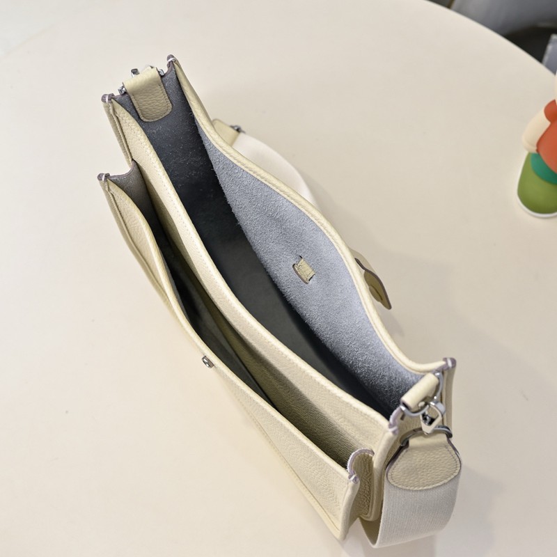 Hermes Evelyne 29cm Bag Taurillon Clemence Leather