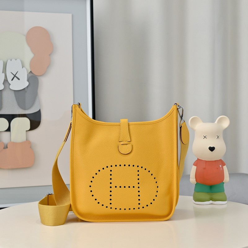 Hermes Evelyne 29cm Bag Taurillon Clemence Leather