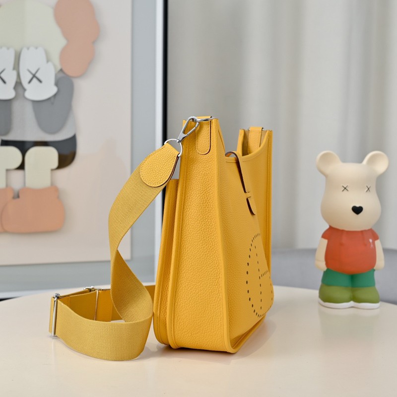 Hermes Evelyne 29cm Bag Taurillon Clemence Leather