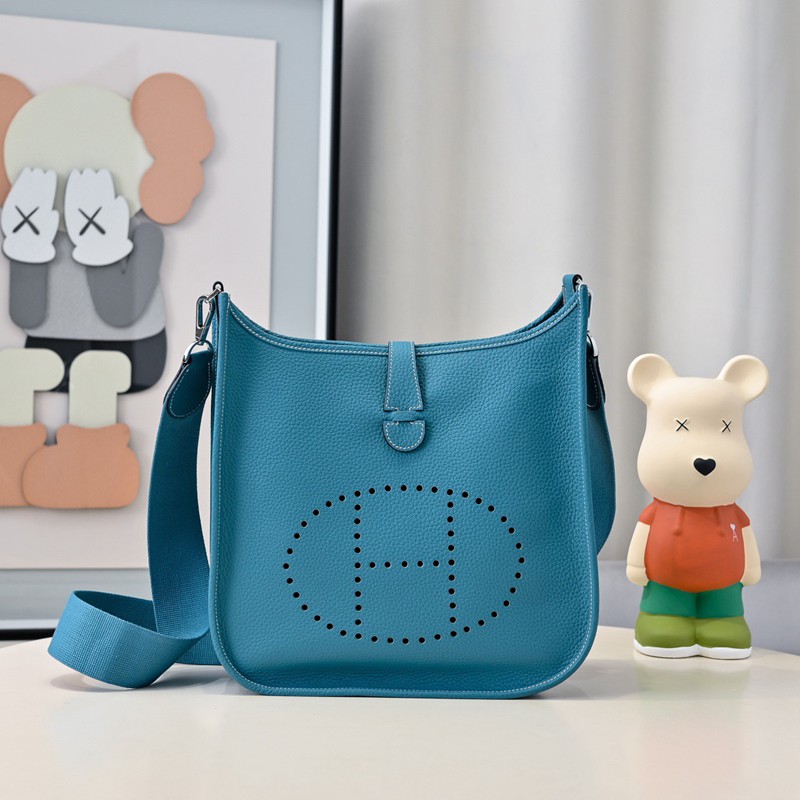 Hermes Evelyne 29cm Bag Taurillon Clemence Leather 16