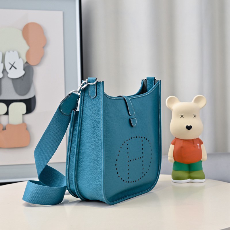 Hermes Evelyne 29cm Bag Taurillon Clemence Leather