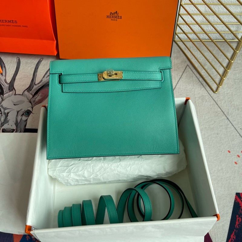 Hermes Kelly Danse 22cm Bag Evercolor Leather 02