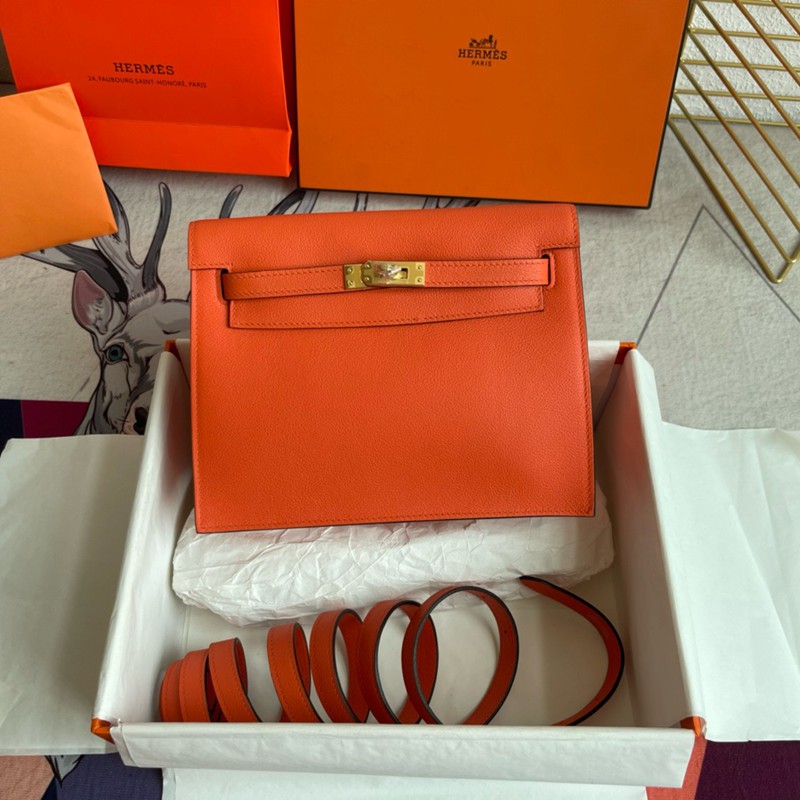 Hermes Kelly Danse 22cm Bag Evercolor Leather 33