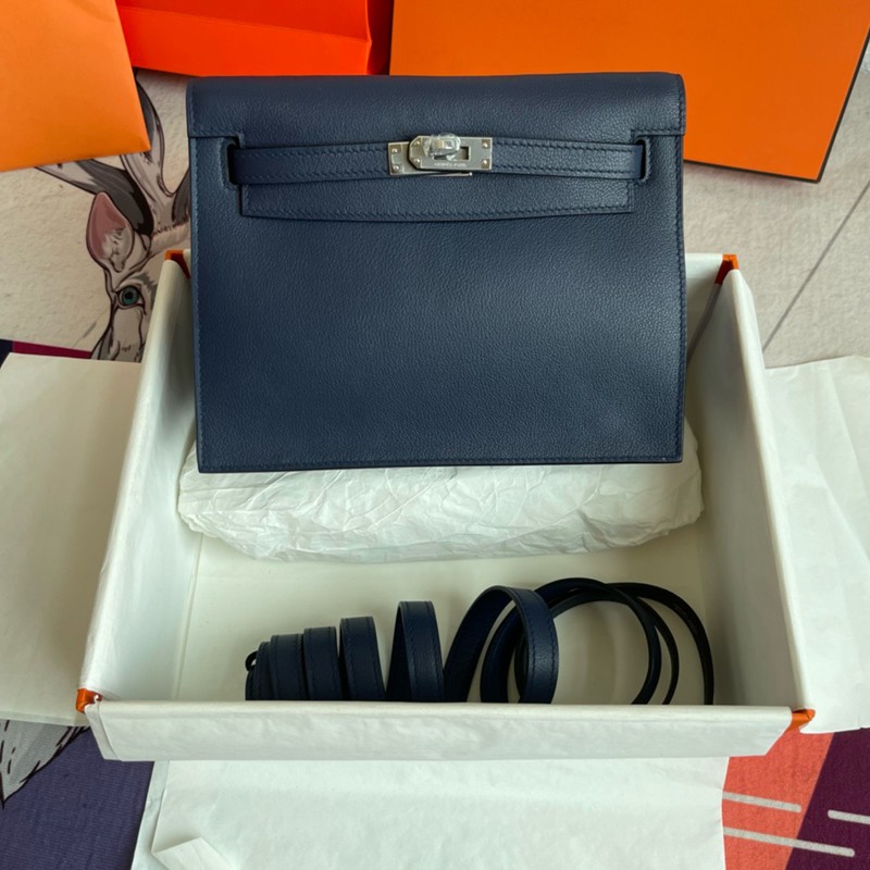 Hermes Kelly Danse 22cm Bag Evercolor Leather 39
