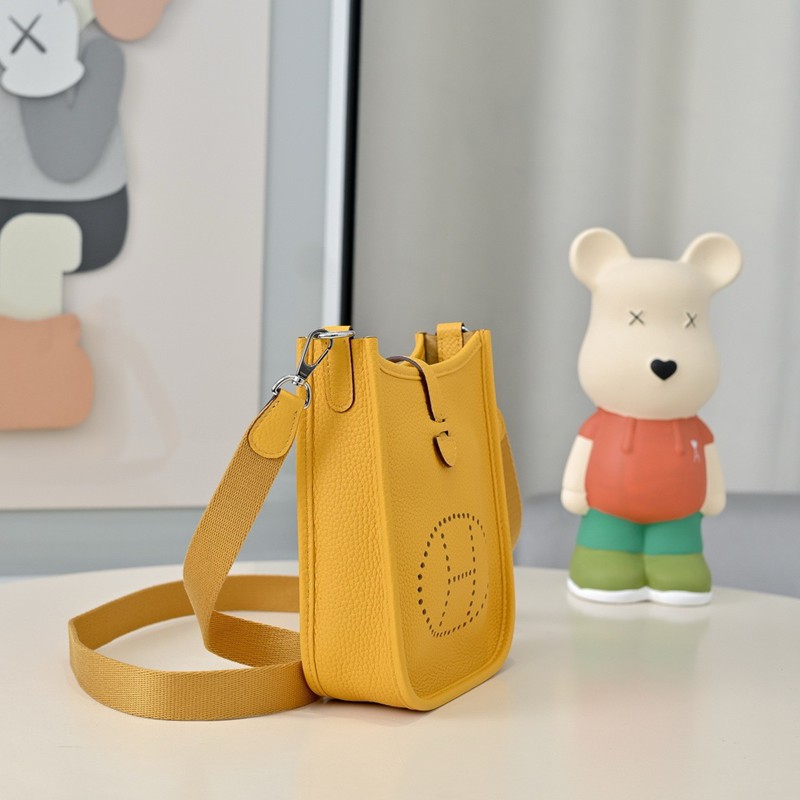 Hermes Evelyne Mini 17cm Bag TC Clemence Leather