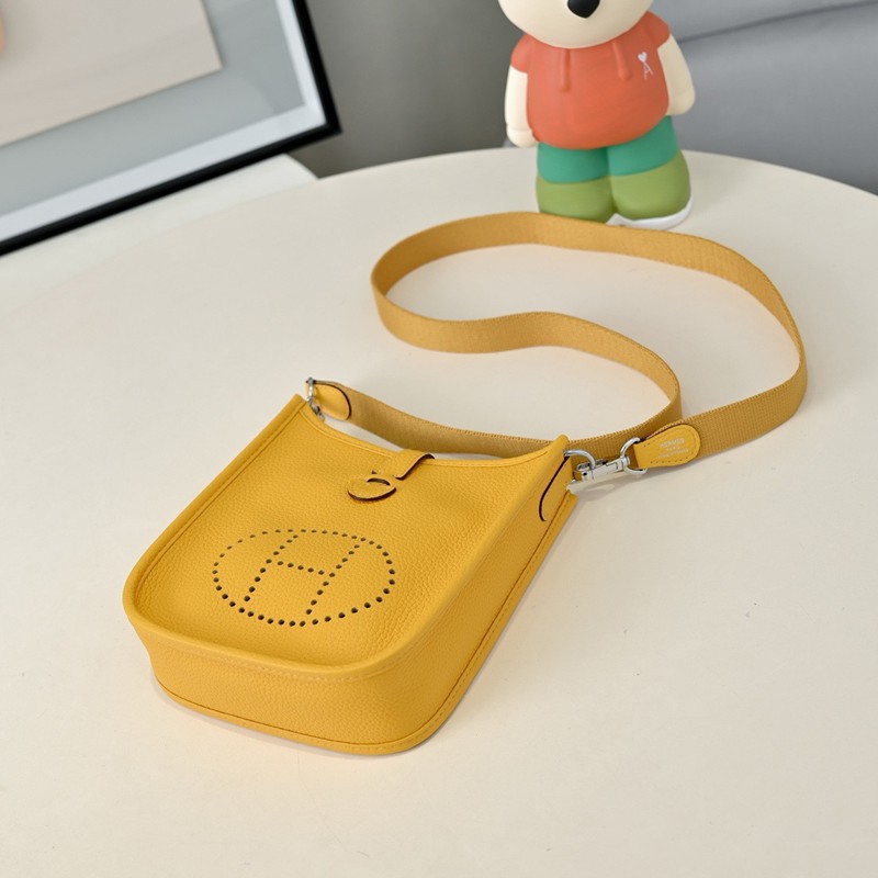Hermes Evelyne Mini 17cm Bag TC Clemence Leather