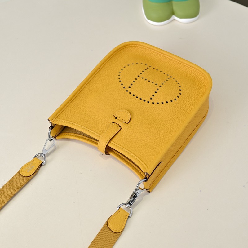 Hermes Evelyne Mini 17cm Bag TC Clemence Leather
