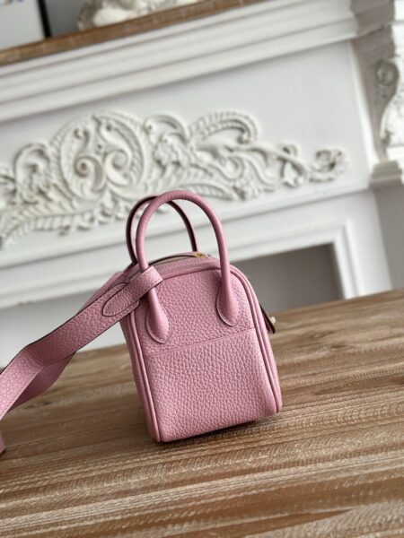Hermes Lindy Mini 19cm Bag Taurillon Clemence Leather